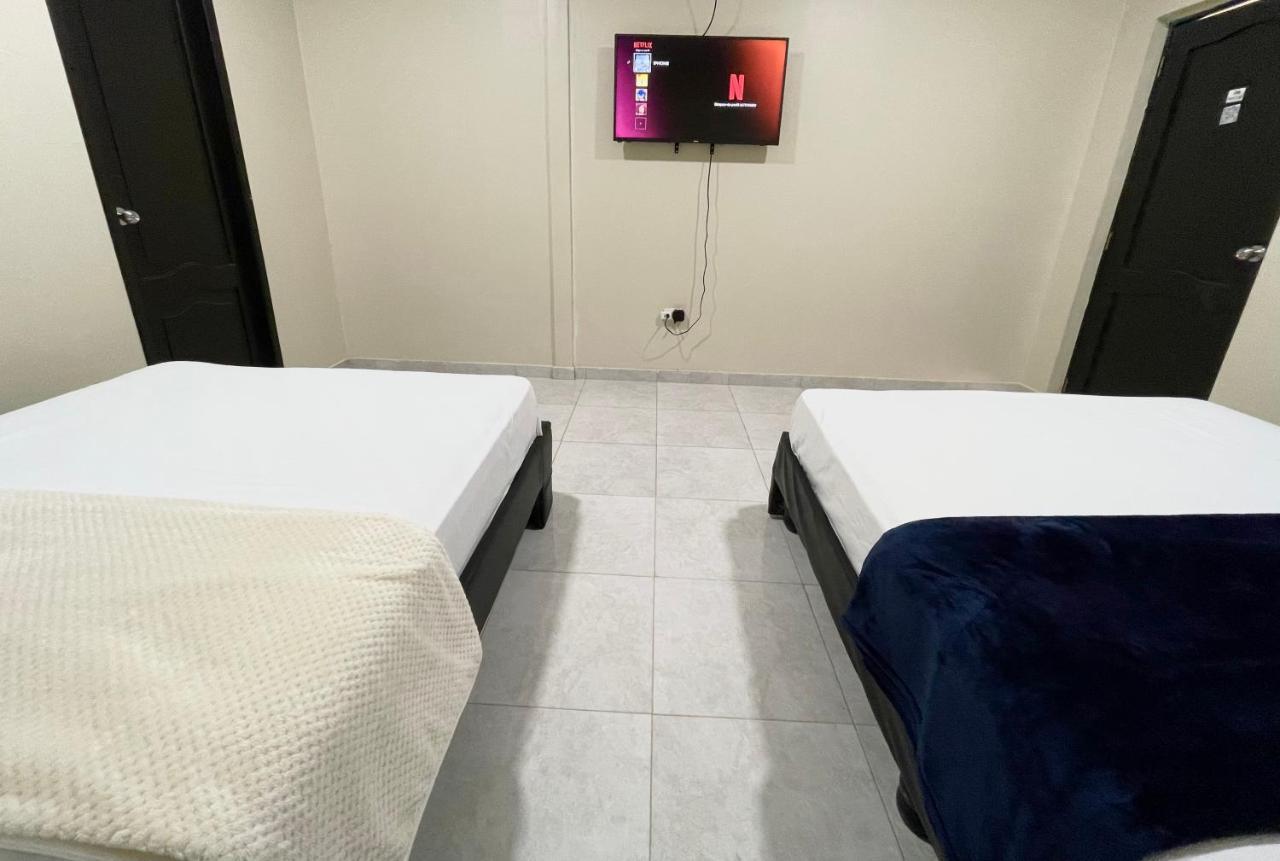 Hostal Tropicoco 호텔 플라야스 외부 사진